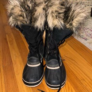 Sorel Black Boots